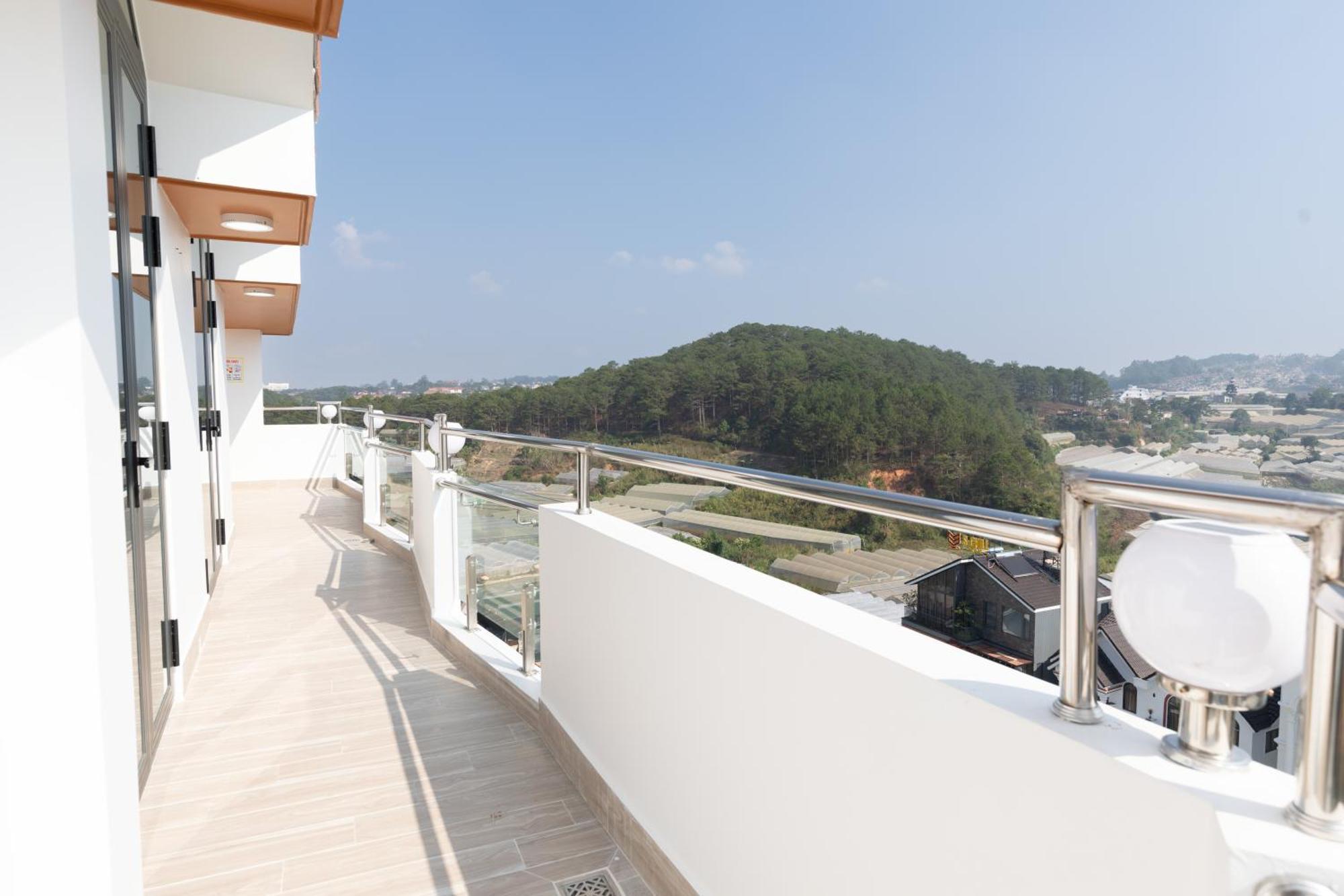 Khach San Anh Sang - Light House Hotell Dalat Eksteriør bilde