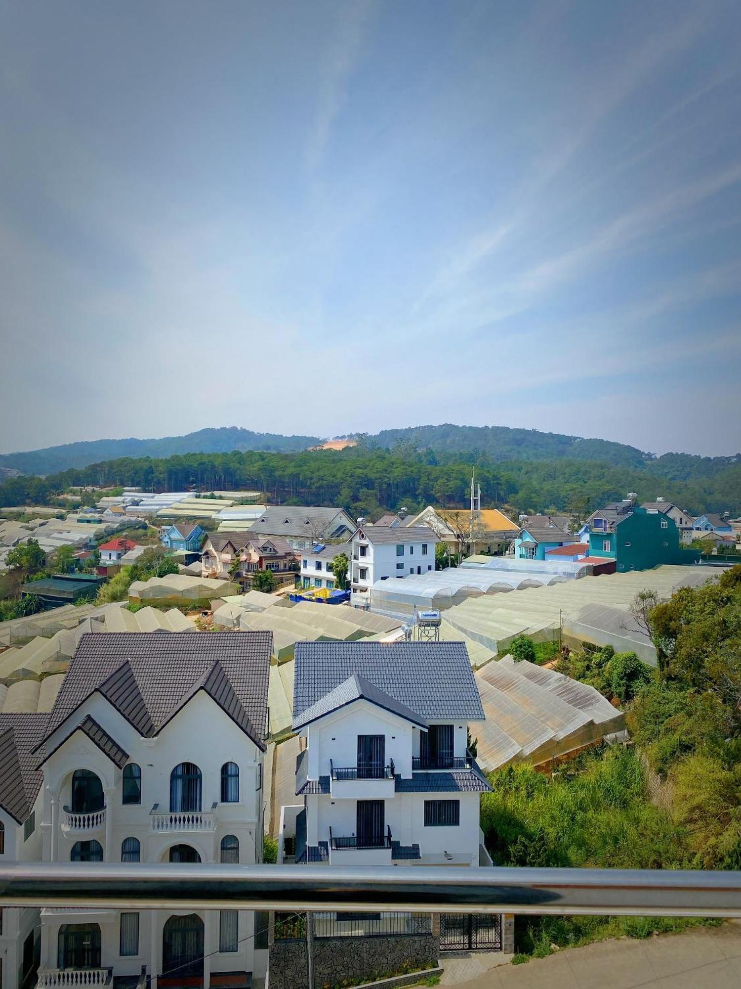 Khach San Anh Sang - Light House Hotell Dalat Eksteriør bilde