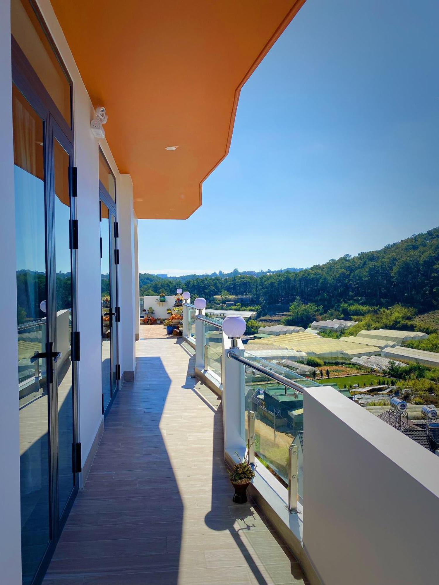 Khach San Anh Sang - Light House Hotell Dalat Eksteriør bilde