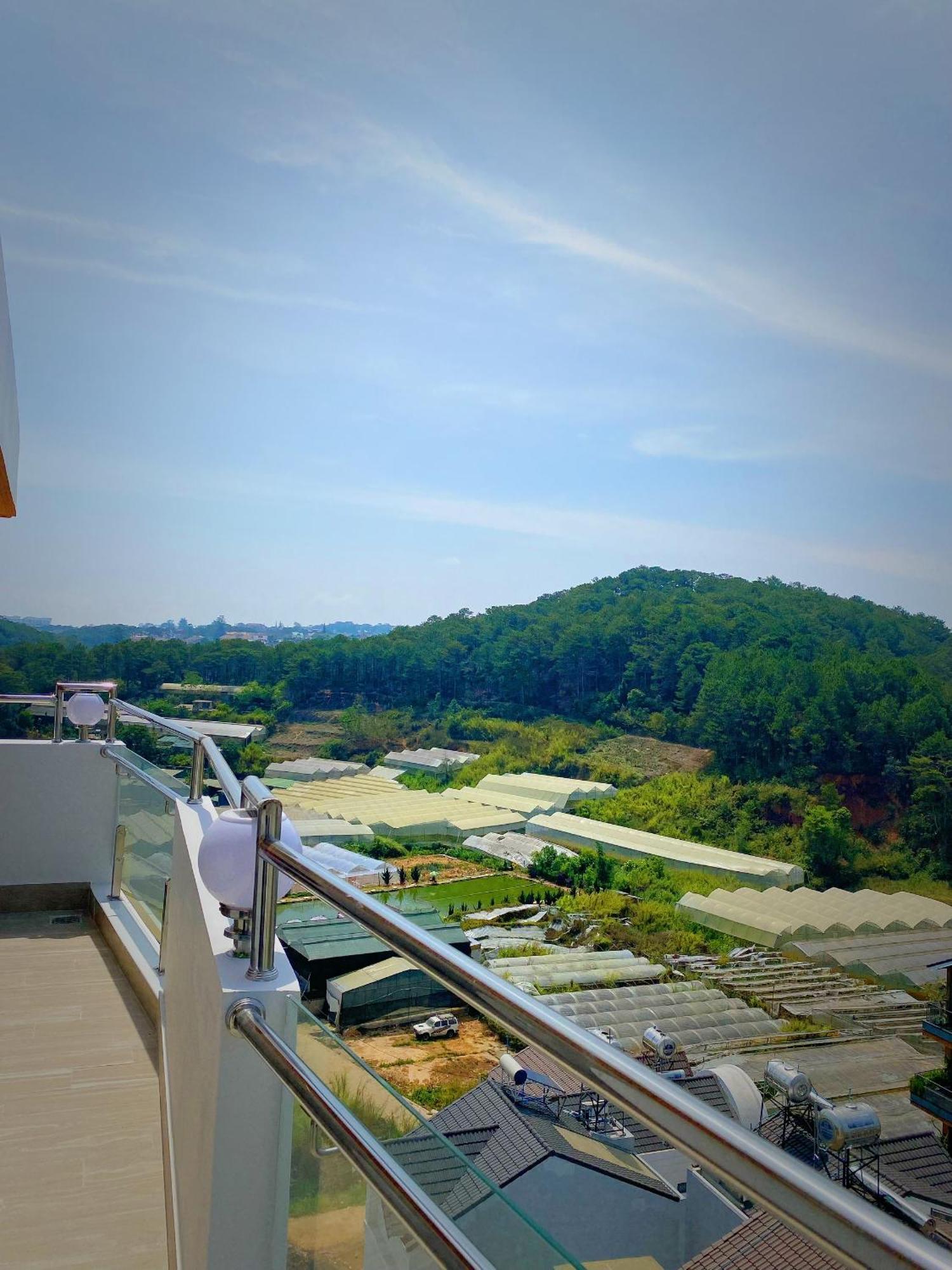 Khach San Anh Sang - Light House Hotell Dalat Eksteriør bilde